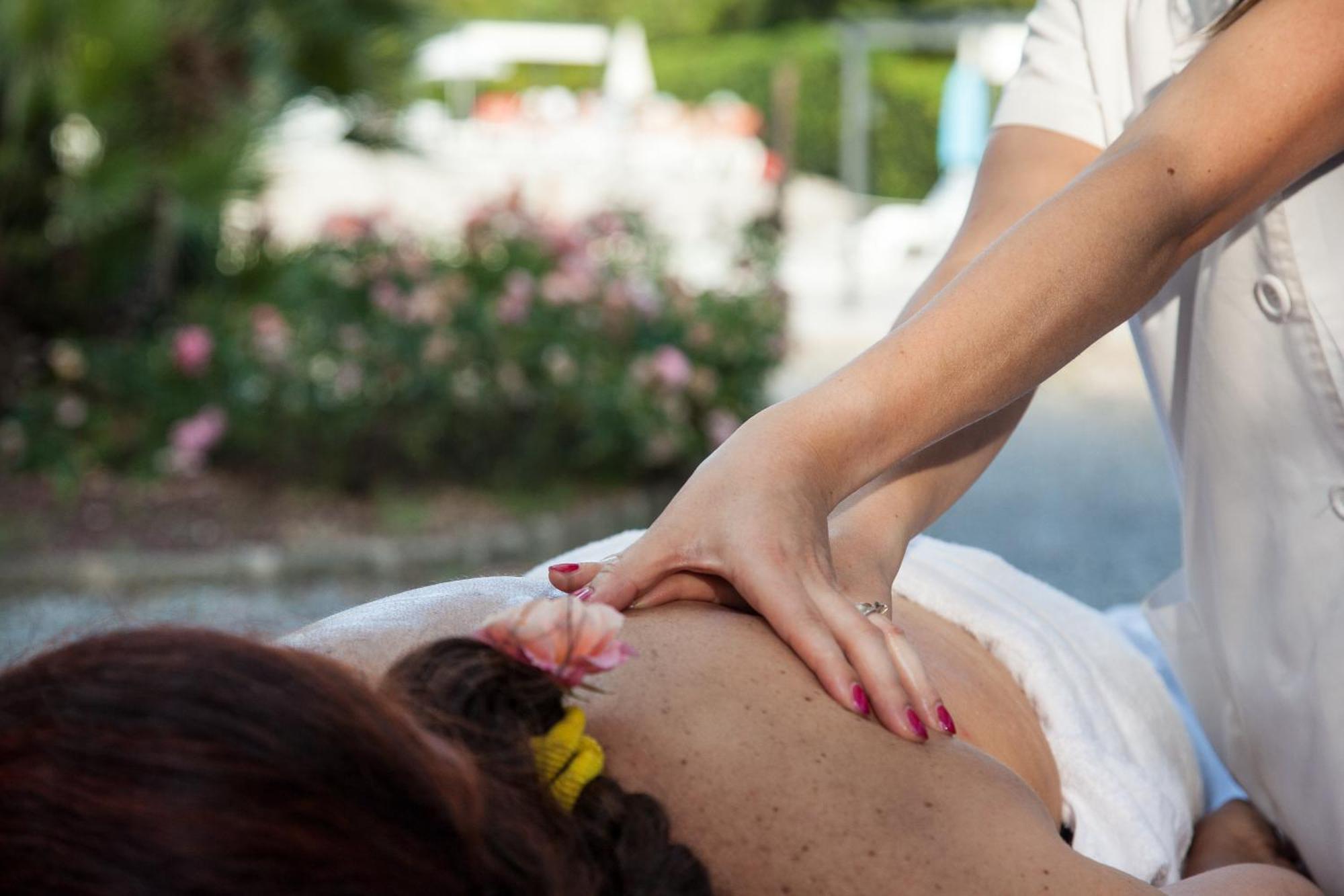 Il Cigliere Wellness Spa Resort Рипарбелла Экстерьер фото